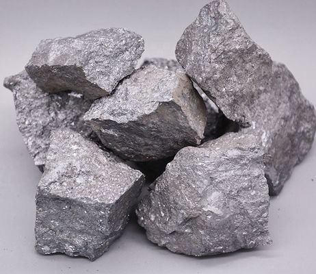Slakken 553 van het metallurgie Ferro Silicium het Metaalstuk van het Rangsilicium